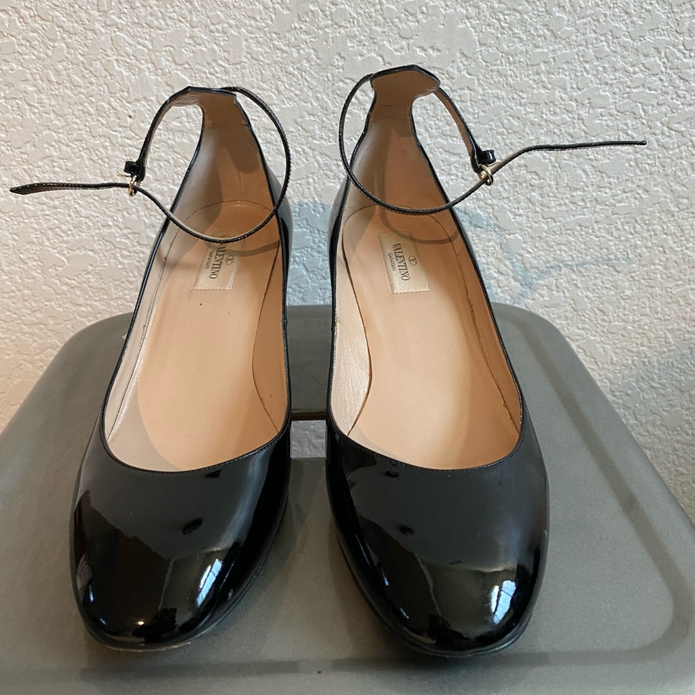 Valentino Garavani Tango 40